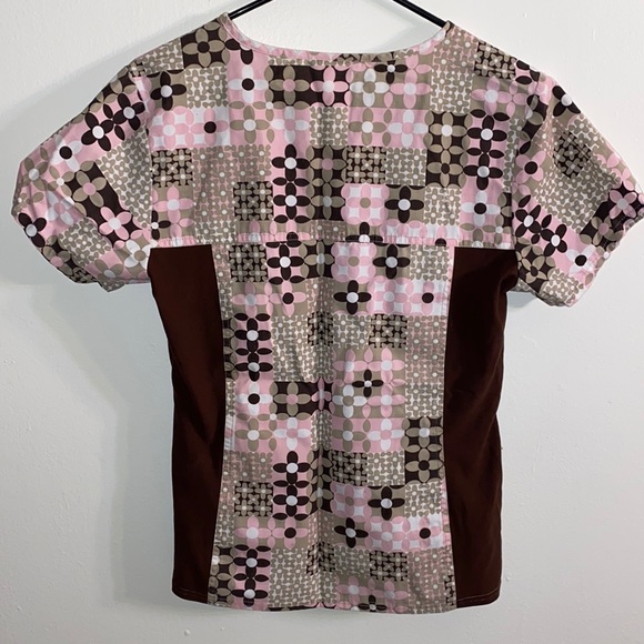 Scrub top - Picture 3 of 3